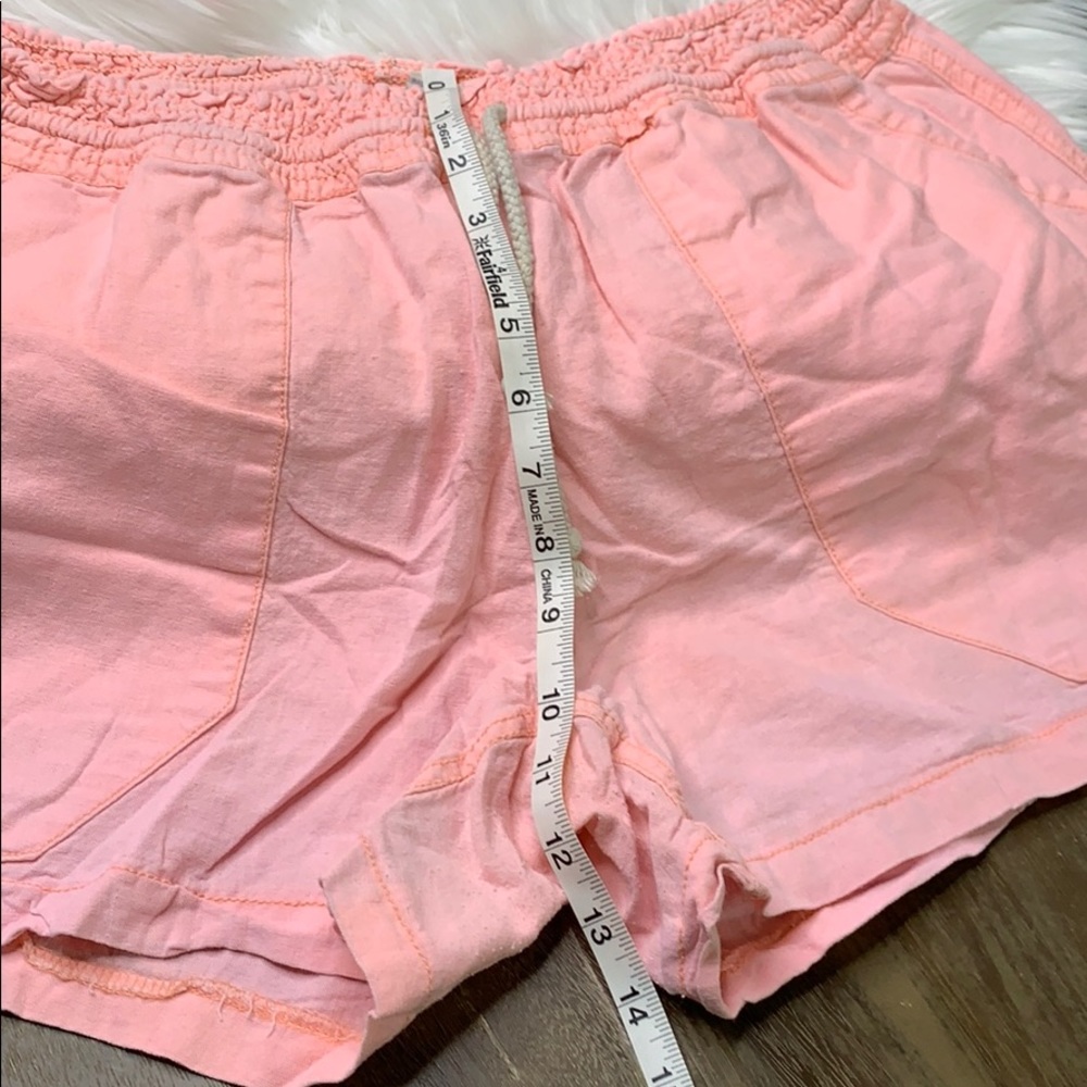 Linen Drawstring Cargo Shorts - Picture 7 of 7